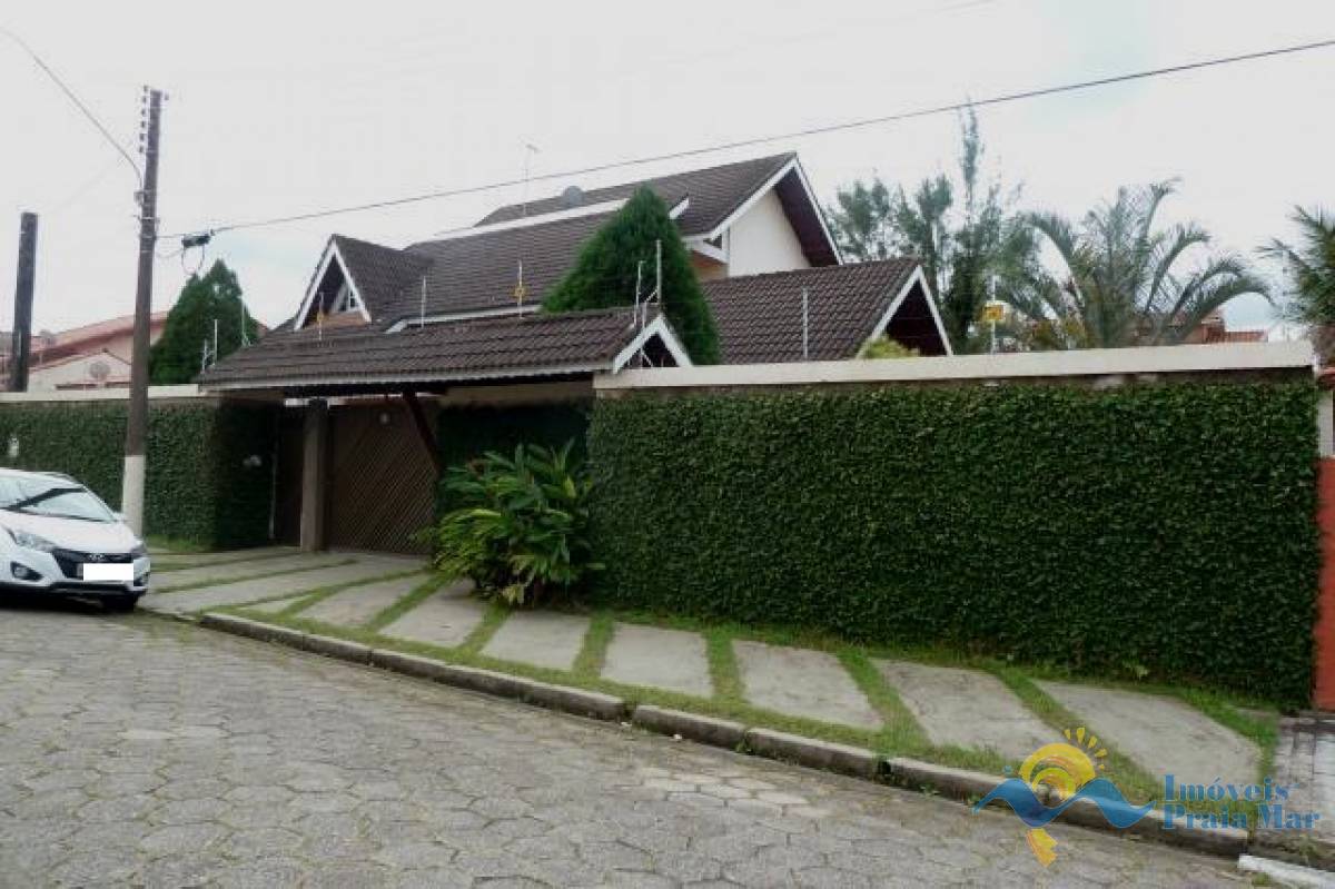 Casa para venda no bairro Ribamar em Peruíbe