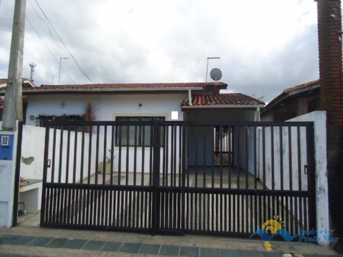 Casa para venda no bairro Stella Maris em Peruíbe