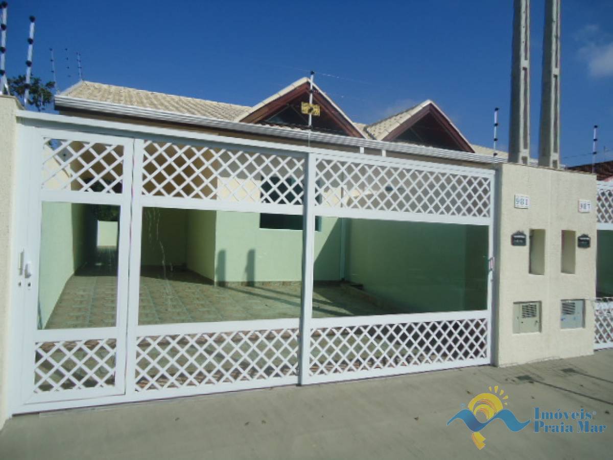 Casa para venda no bairro Stella Maris em Peruíbe