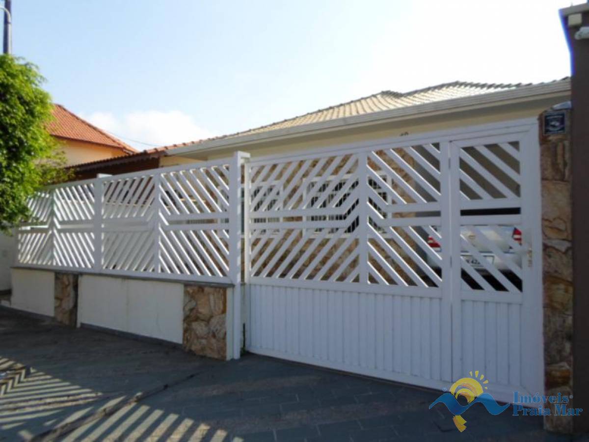 Casa para venda no bairro Três Marias em Peruíbe