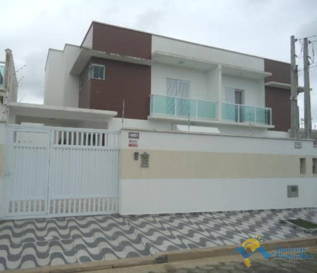 Casa para venda no bairro Stella Maris em Peruíbe