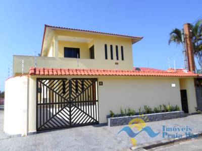 Casa para venda no bairro Cidade Nova Peruibe em Peruíbe